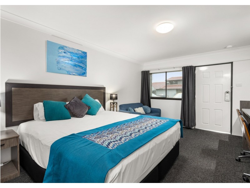 23-25 Oxley Street, Taree NSW 2430