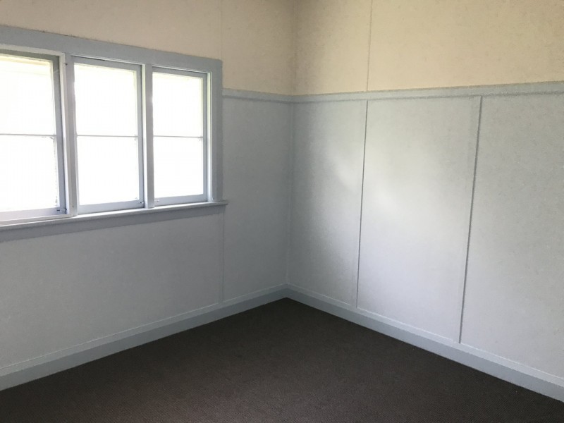 6 Railway Parade, Taree NSW 2430