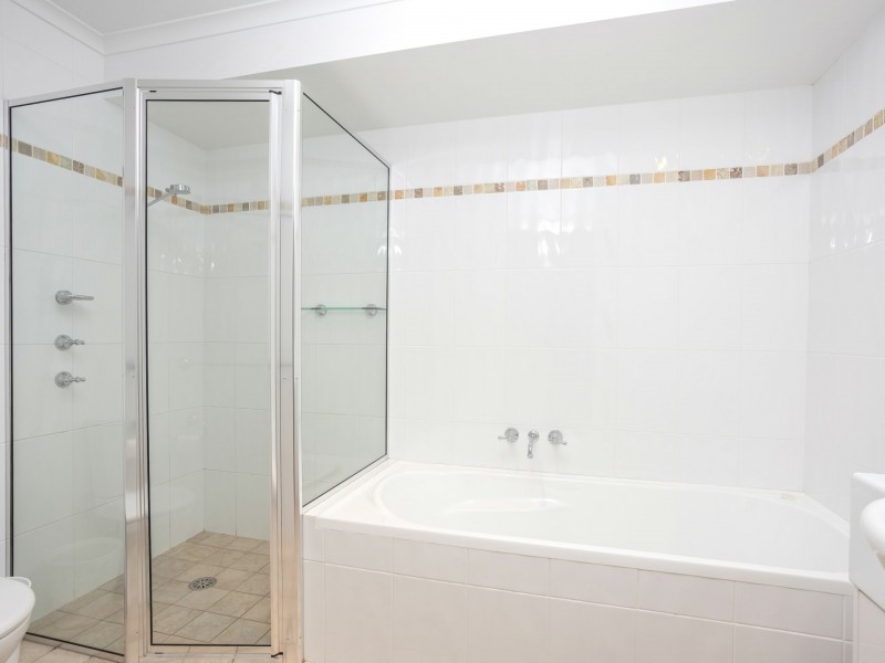 2/38 High Street, Black Head NSW 2430