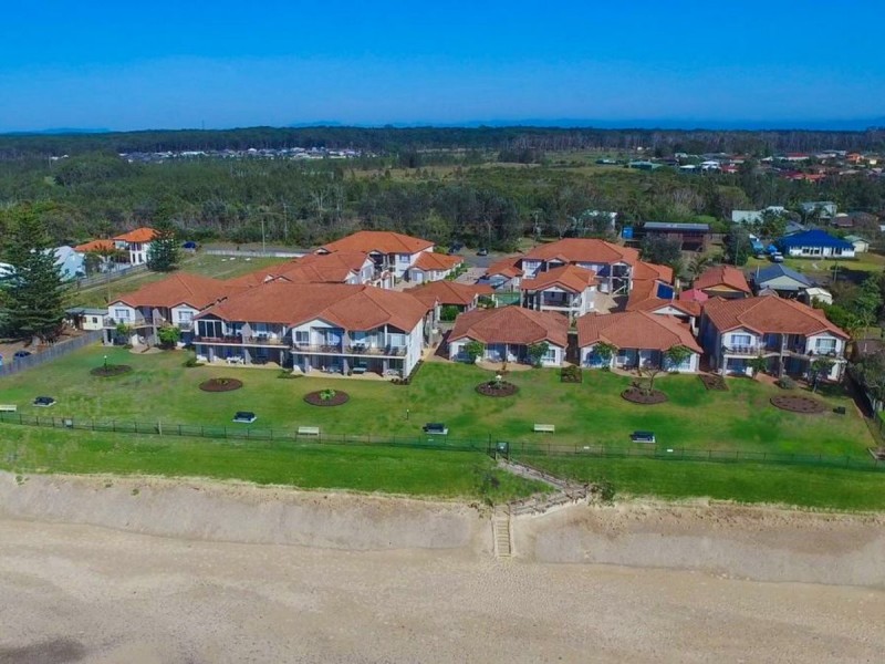 1/32 Lewis Street, Old Bar NSW 2430