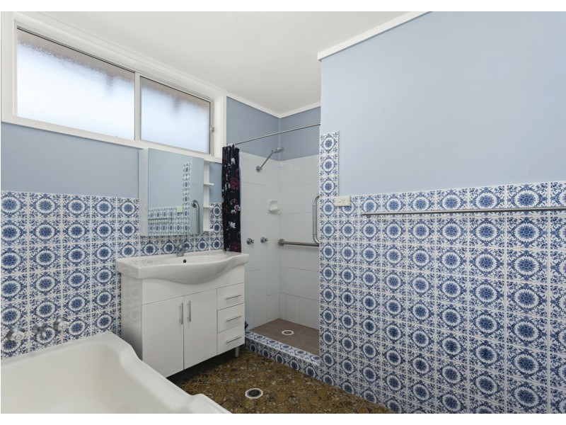 20 McRae Avenue, Taree NSW 2430