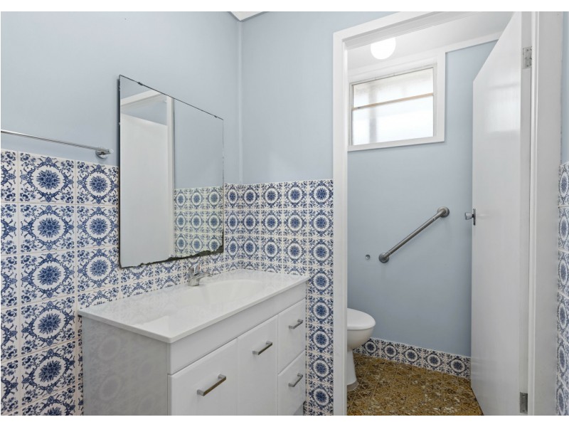 20 McRae Avenue, Taree NSW 2430