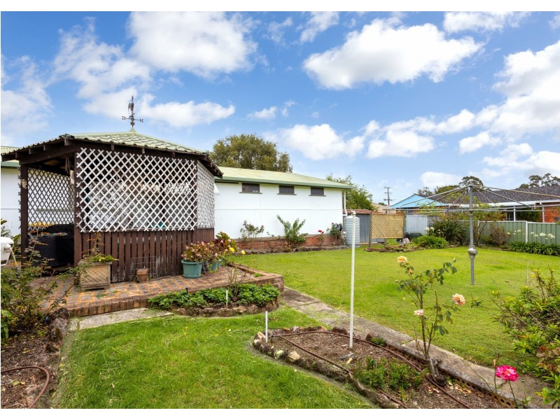 5 McLaughlin Ave, Taree NSW 2430