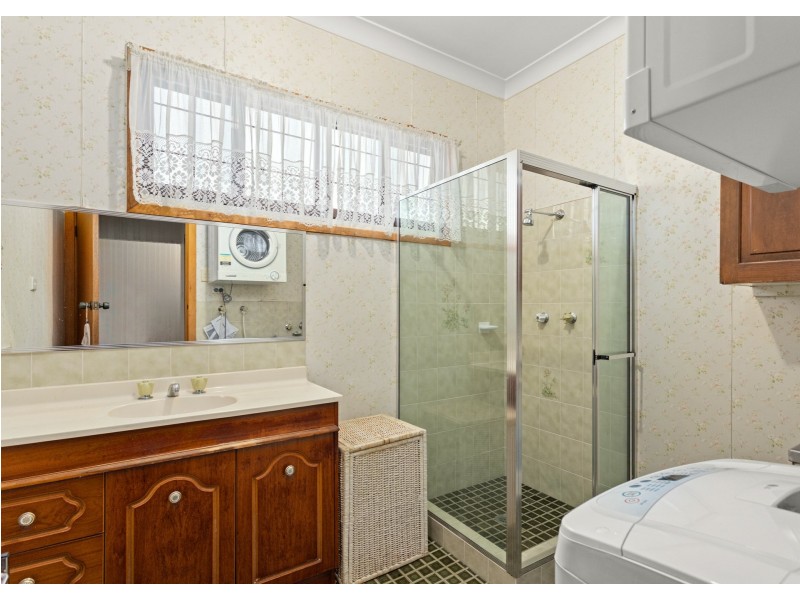 5 McLaughlin Ave, Taree NSW 2430