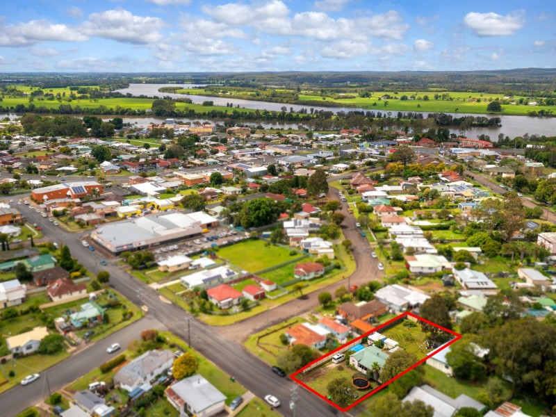 20 Milligan Street, Taree NSW 2430