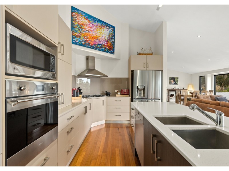 25 St Andrews Court, Tallwoods Village NSW 2430