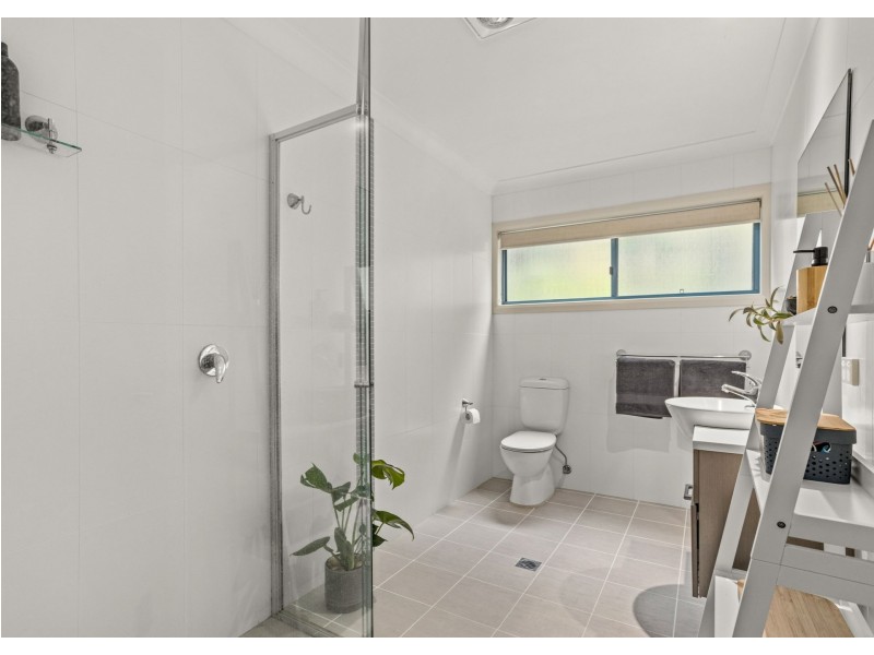 25 St Andrews Court, Tallwoods Village NSW 2430