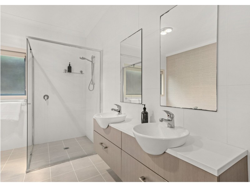 25 St Andrews Court, Tallwoods Village NSW 2430