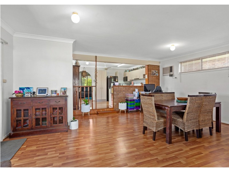 24 Bangalow Place, Taree NSW 2430