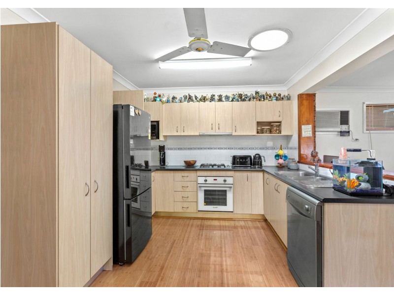 24 Bangalow Place, Taree NSW 2430