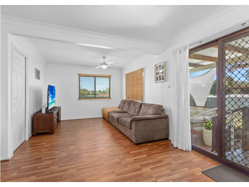 24 Bangalow Place, Taree NSW 2430