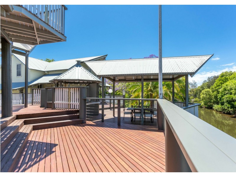 16a Crescent Avenue, Taree NSW 2430