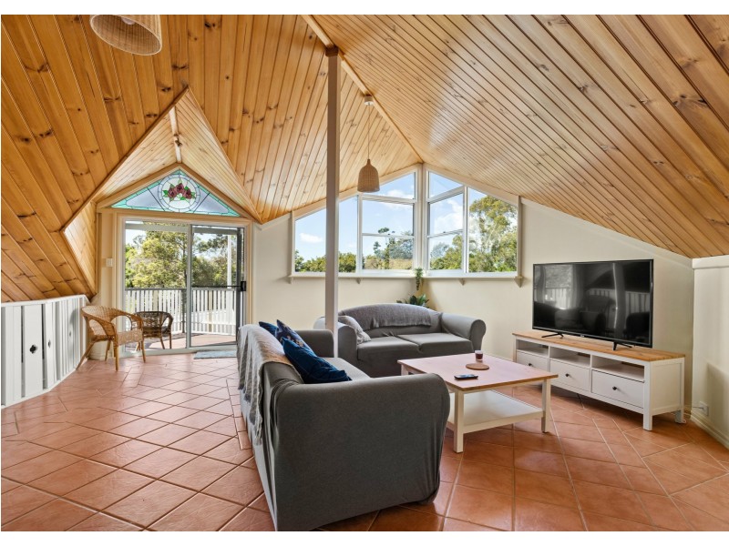 16a Crescent Avenue, Taree NSW 2430