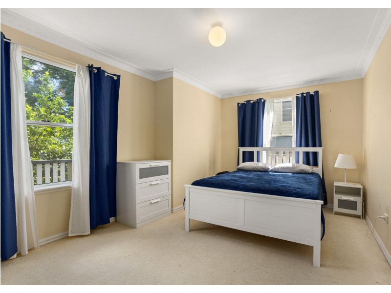 16a Crescent Avenue, Taree NSW 2430