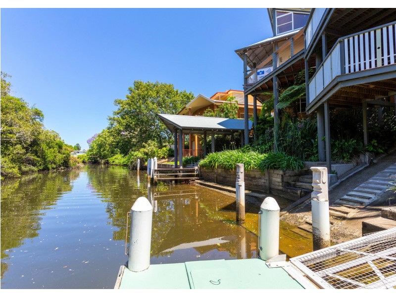 16a Crescent Avenue, Taree NSW 2430