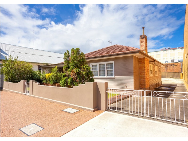 59 Pulteney Street, Taree NSW 2430