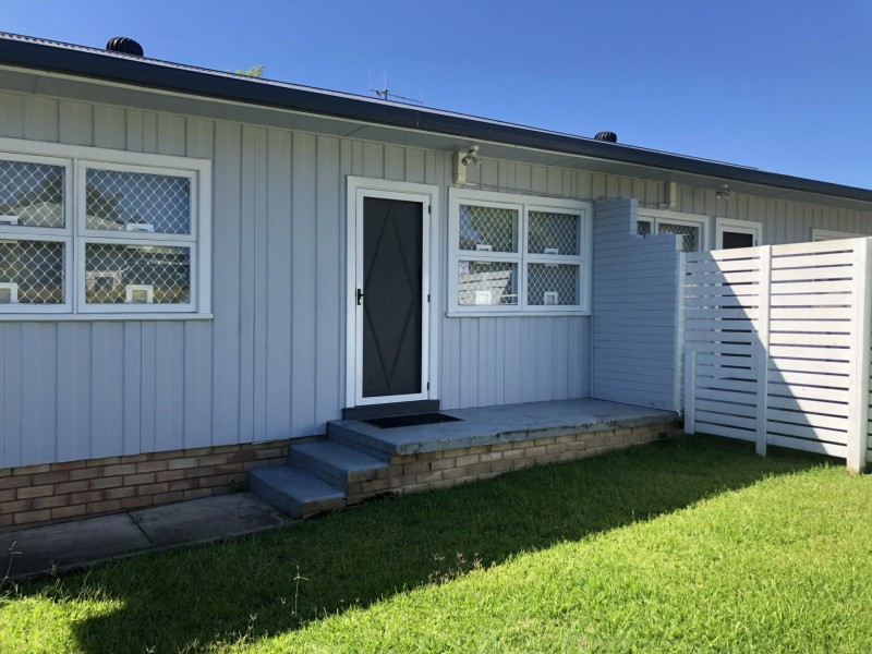 2/1 Commerce Lane, Taree NSW 2430