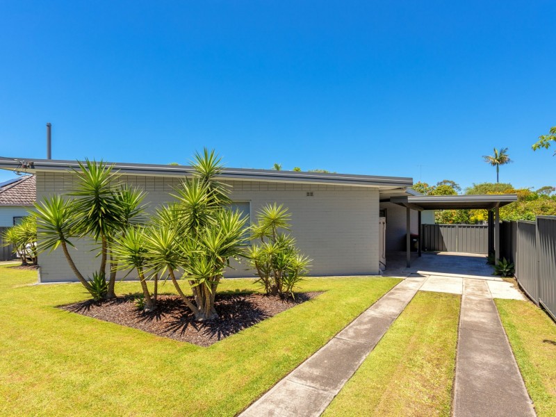 1 & 2/18 Nicoll Street, Taree NSW 2430