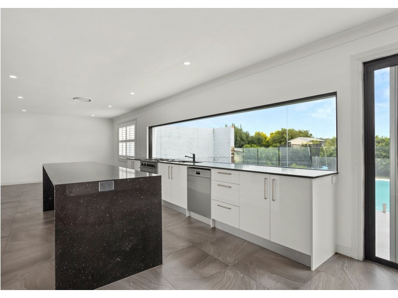 10 Cottonwood Street, Taree NSW 2430