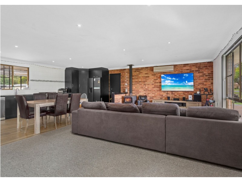 14 Hickory Crescent, Taree NSW 2430