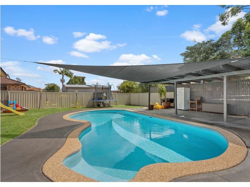 14 Hickory Crescent, Taree NSW 2430
