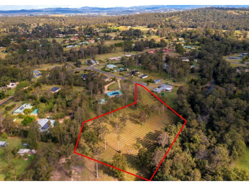 5 Clare Place, Taree NSW 2430