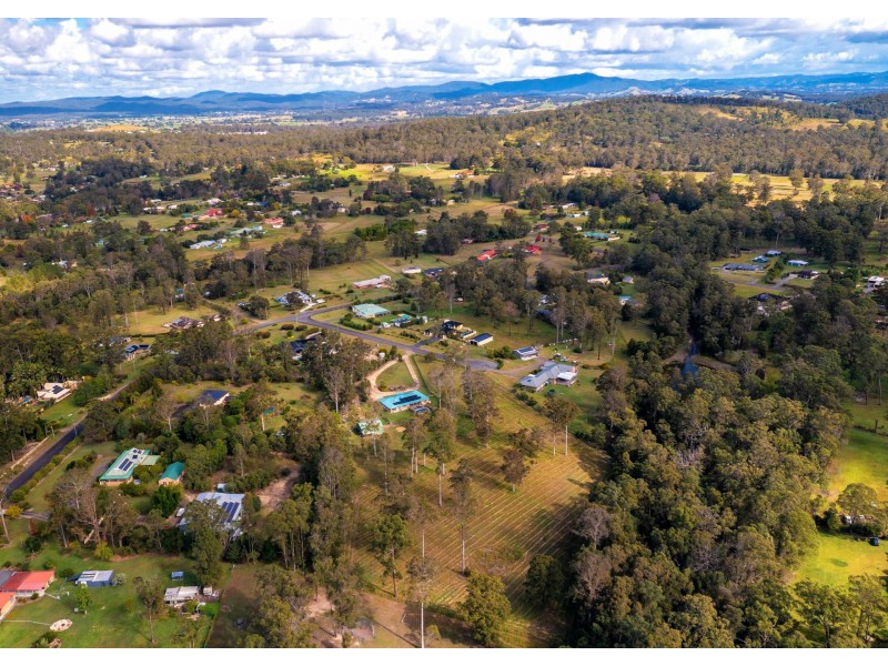 5 Clare Place, Taree NSW 2430