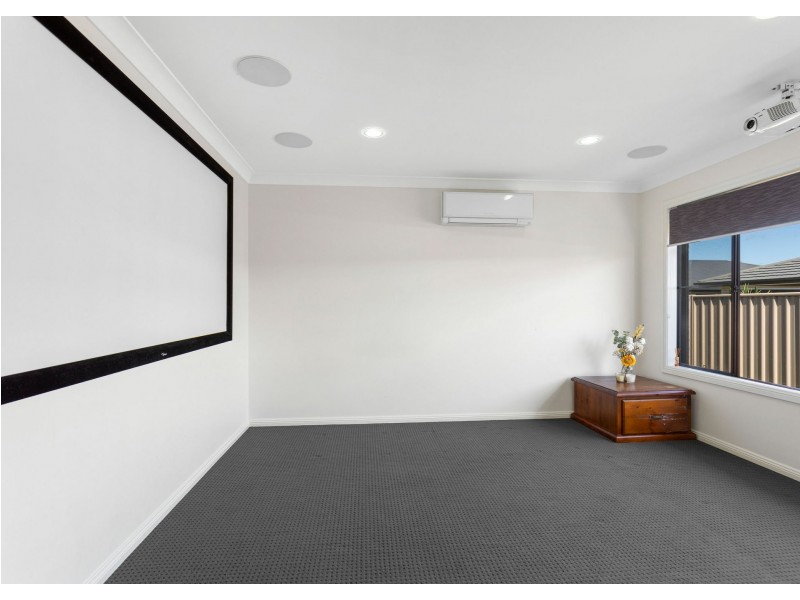 58 Albatross Way, Old Bar NSW 2430