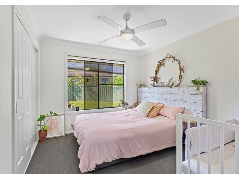 58 Albatross Way, Old Bar NSW 2430
