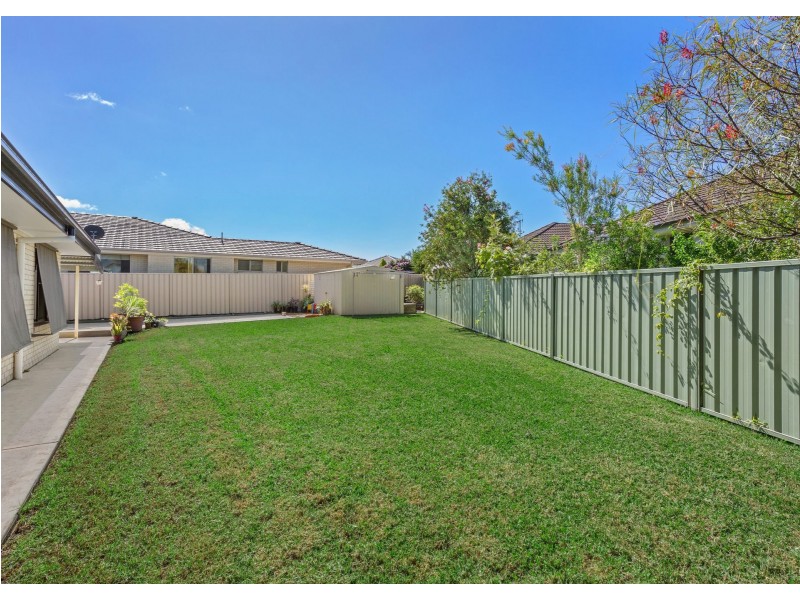 58 Albatross Way, Old Bar NSW 2430