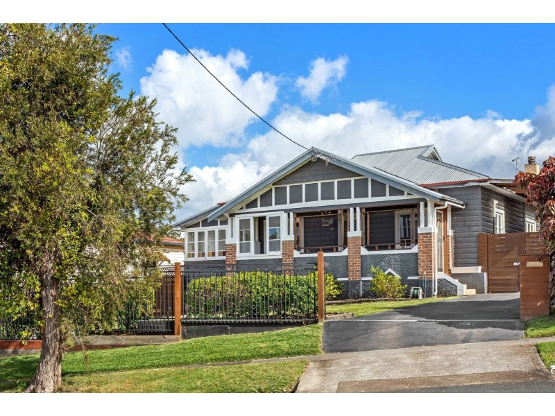 42 Flett Street, Taree NSW 2430