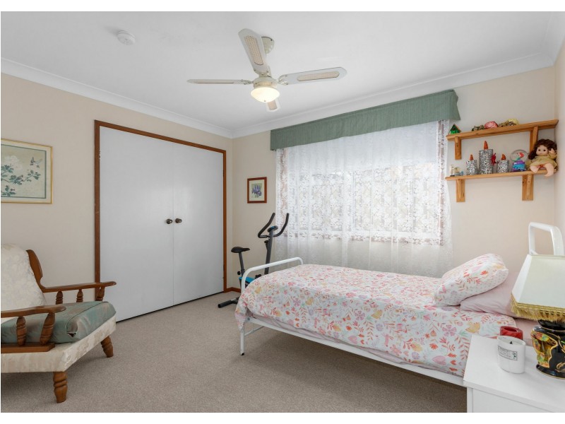 27 Amaroo Drive, Taree NSW 2430