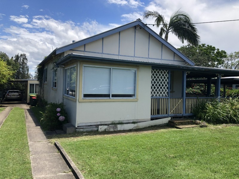6 Railway Parade, Taree NSW 2430