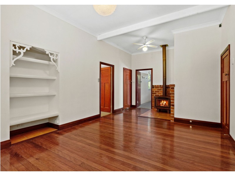 21 Flett Street, Taree NSW 2430