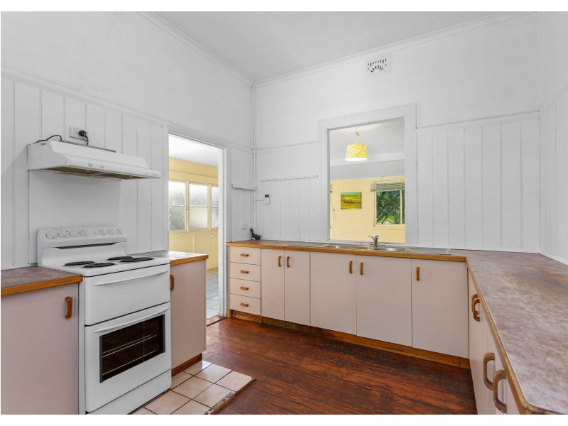 21 Flett Street, Taree NSW 2430