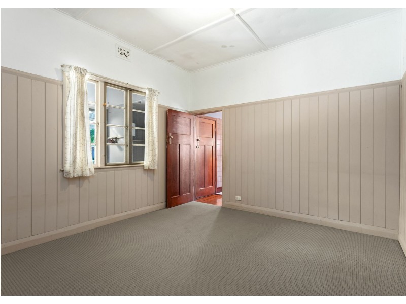 21 Flett Street, Taree NSW 2430
