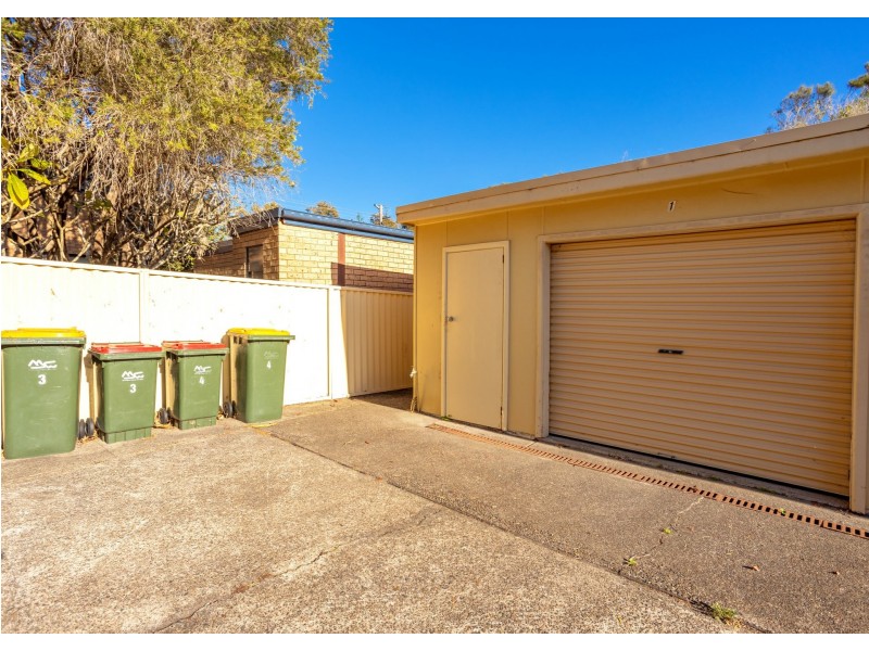 1/45 Hall Street, Old Bar NSW 2430