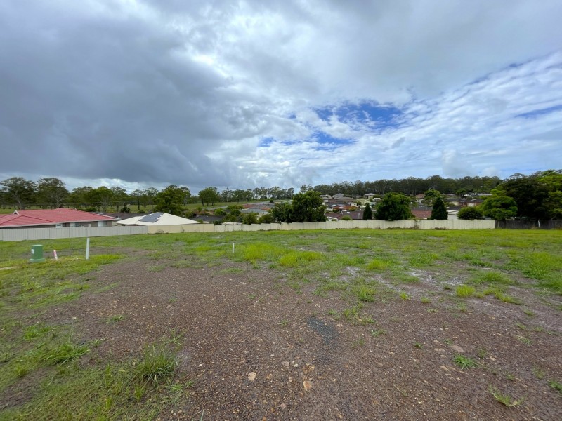 7 Melinga Place, Taree NSW 2430