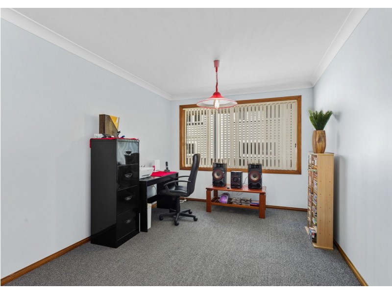 11 Banksia Close, Manning Point NSW 2430
