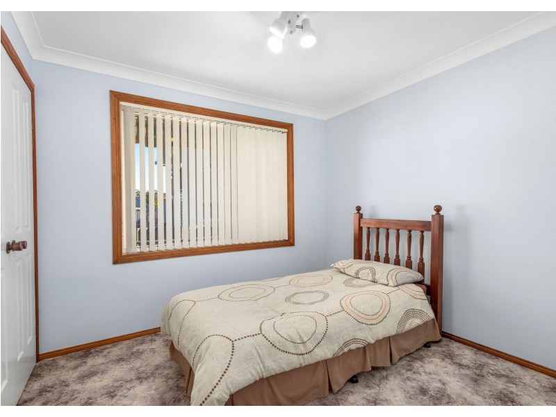 11 Banksia Close, Manning Point NSW 2430
