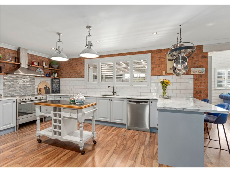 19 Bushland Drive, Taree NSW 2430