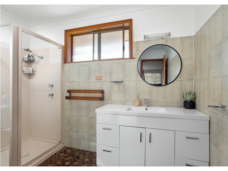 19 Bushland Drive, Taree NSW 2430