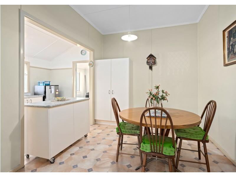 24 Stevenson Street, Taree NSW 2430