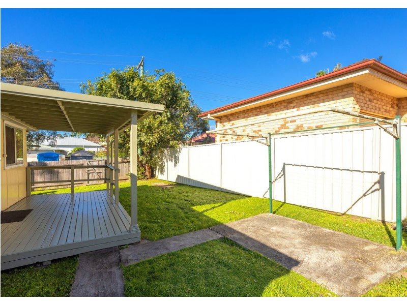 24 Stevenson Street, Taree NSW 2430
