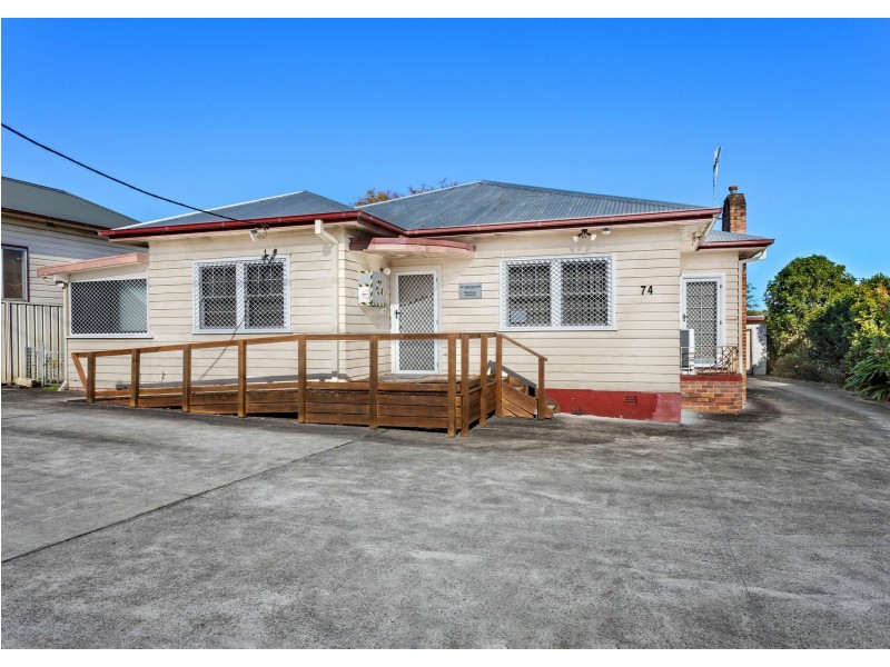 74 Commerce Street, Taree NSW 2430