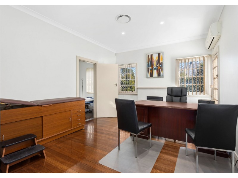 74 Commerce Street, Taree NSW 2430