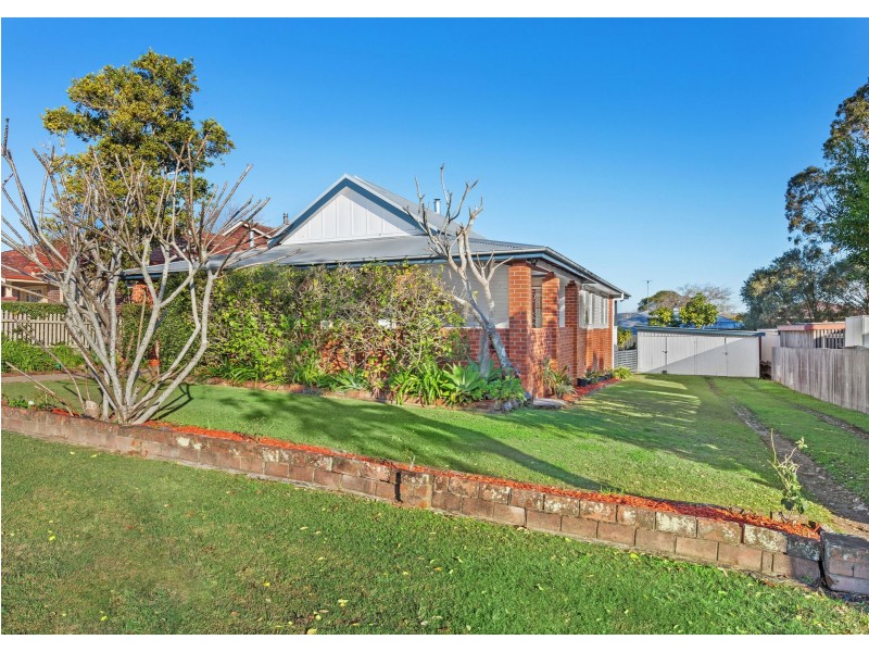 18 Alban Street, Taree NSW 2430