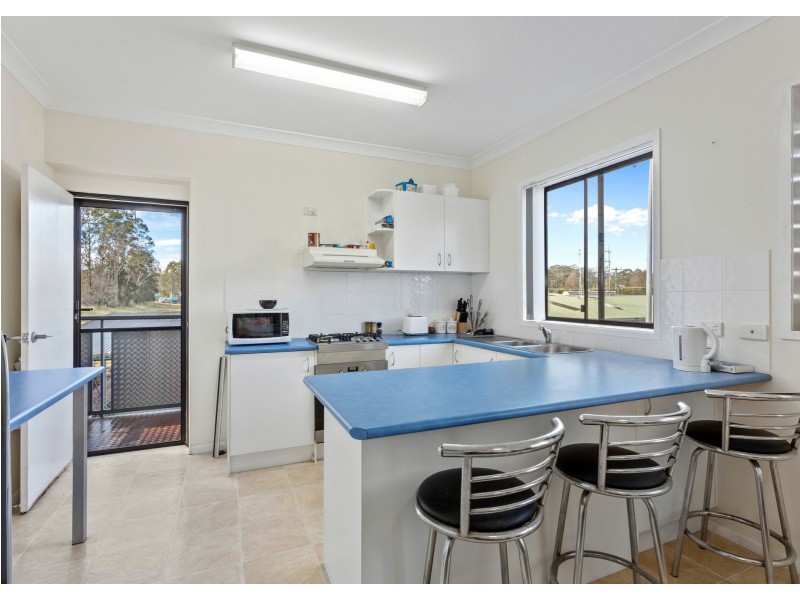 16 Arkwright Crescent, Taree NSW 2430