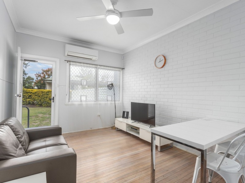 2/1 Commerce Lane, Taree NSW 2430