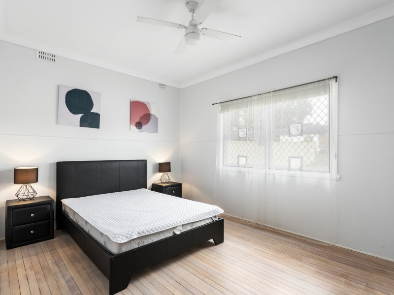 2/1 Commerce Lane, Taree NSW 2430